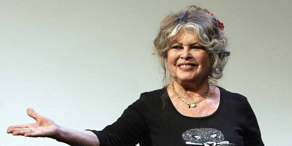 brigitte bardot rassure ses fans sur son état de santé et donne de ses nouvelles. découvrez son message apaisant après les récentes inquiétudes.