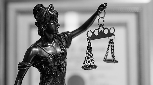 découvrez les missions clés du juriste d'entreprise ainsi que les différents débouchés professionnels accessibles dans ce secteur dynamique du droit.