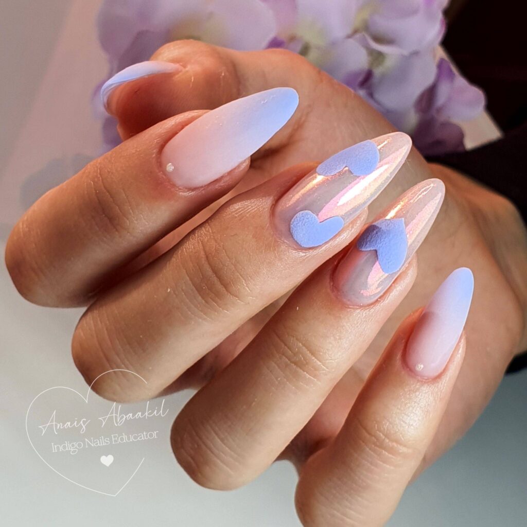 découvrez comment les réseaux sociaux et une formation spécialisée sont essentiels pour réussir dans le domaine de la beauté des ongles. apprenez les clés du succès et boostez votre carrière esthétique.